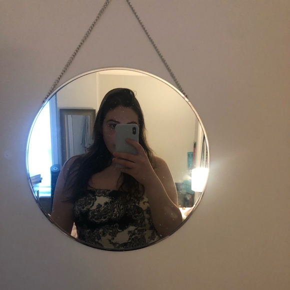 Meet your Posher, Paige - Picture 1 of 1